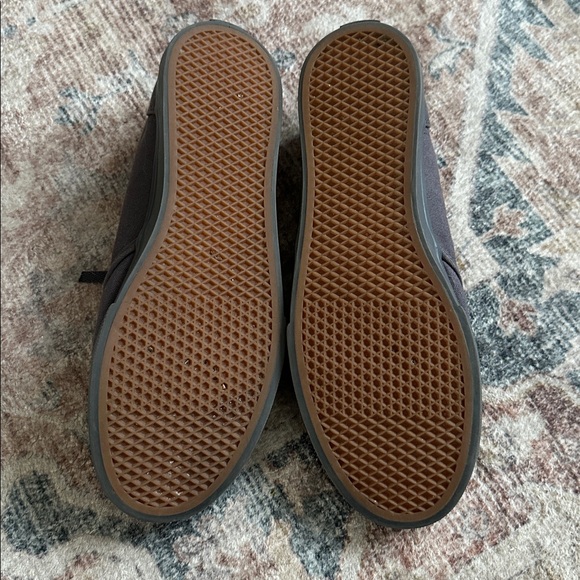 WORN 1X Vans Atwood Gray Mono Low Tops - Picture 4 of 6